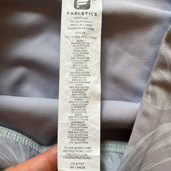 Fabletics Gray Floral Lace Powerhold Capri Leggings Size S - Picture 6 of 6